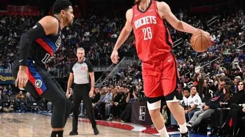 维金斯独得42分创赛季新高，热火逆袭黄蜂终结10连败